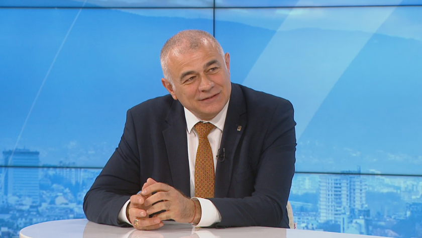 За пореден път се прочухме с това, че очакваме някой