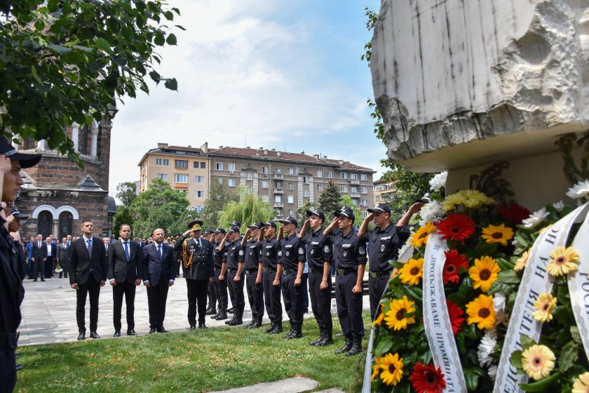 На фона на исканията на служителите в МВР за минимум