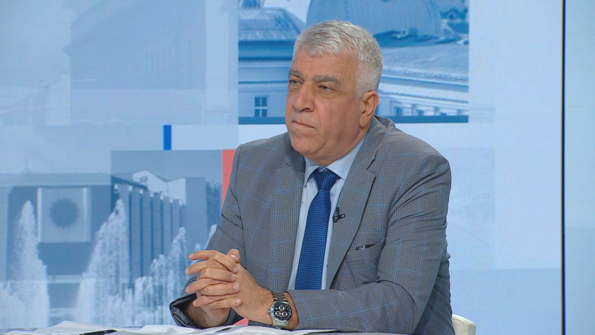 Задължение е на опозицията да даде алтернативен бюджет. Това е