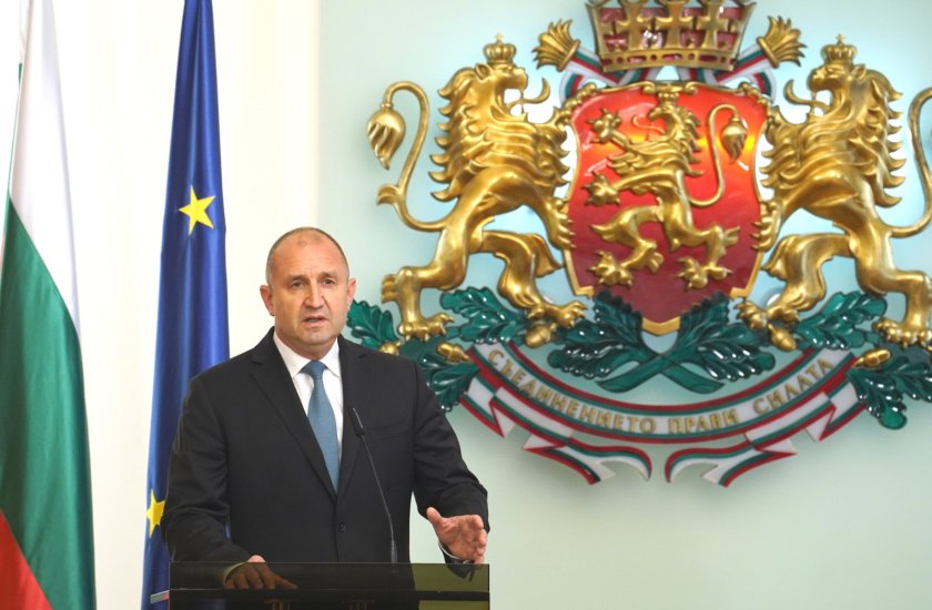 Президентът Румен Радев изказва съболезнования към семейството и близките на