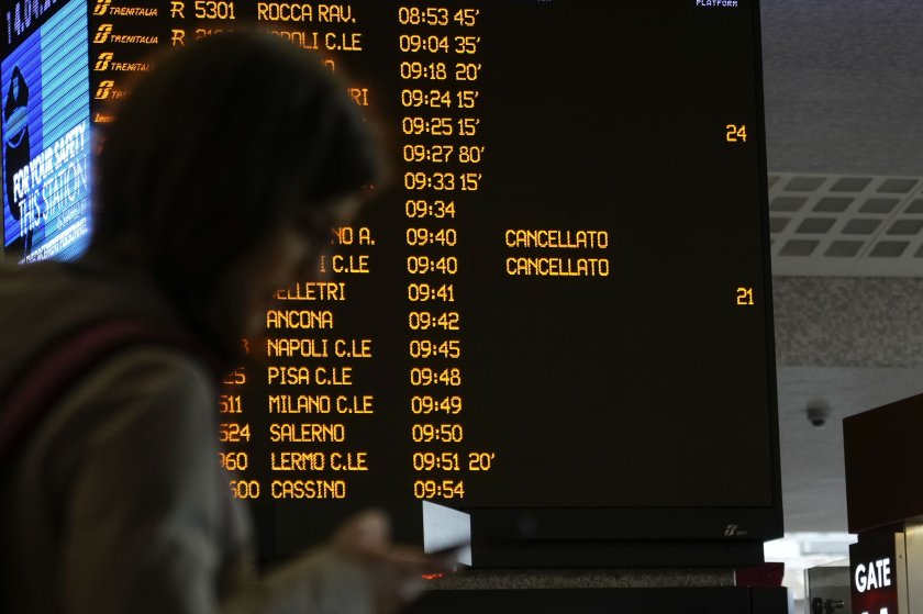 мвнр предупреждава планирани стачки служители въздушния транспорт италия