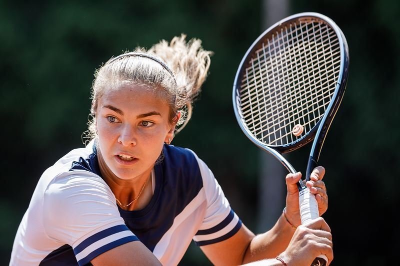 йоана константинова четвъртфинал двойки тенис турнир жени финландия