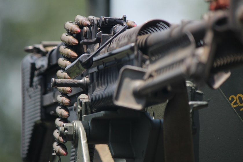 армията подсигурена изпращаме украйна боеприпаси изтичащ срок годност обзор