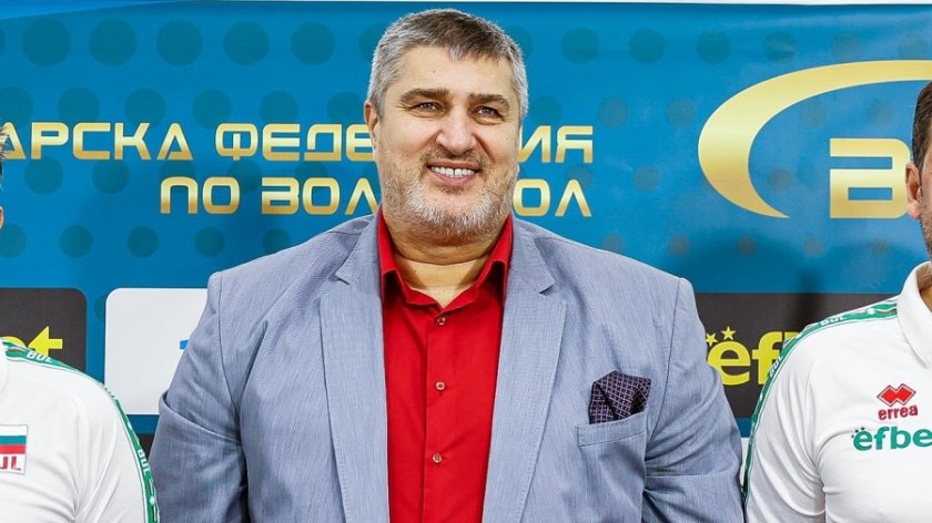 Президентът на Българската федерация по волейбол - Любомир Ганев, поздрави