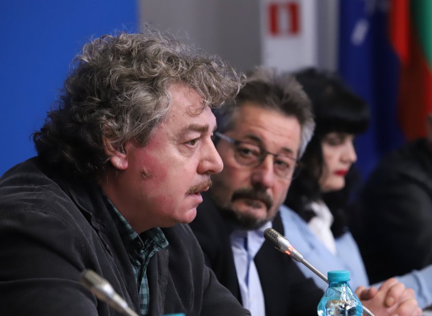 Камен Донев напуска сцената на Народния театър като актьор в