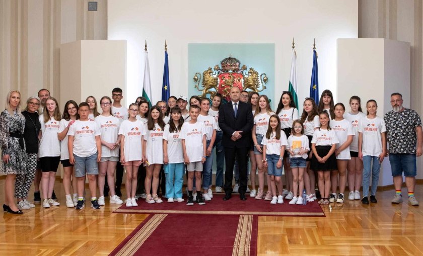 македонското мвр сезирало прокуратурата заради посещение деца художествено студио българия