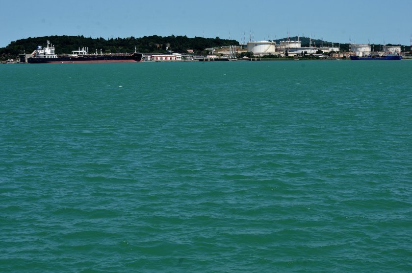 Темата Росенец и днес беше повод за коментари в парламента,