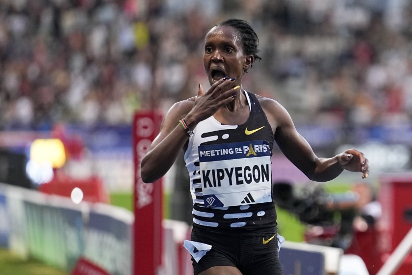 кенийка подобри световния рекорд бягането една миля диамантената лига монако дуплантис първа загуба сезона