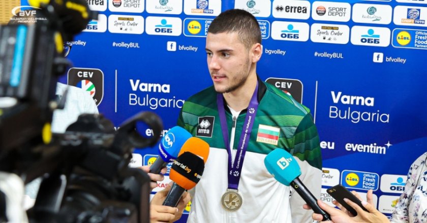 Капитанът на волейболистите до 17 години Петьо Иванов: Работихме наистина много усилено