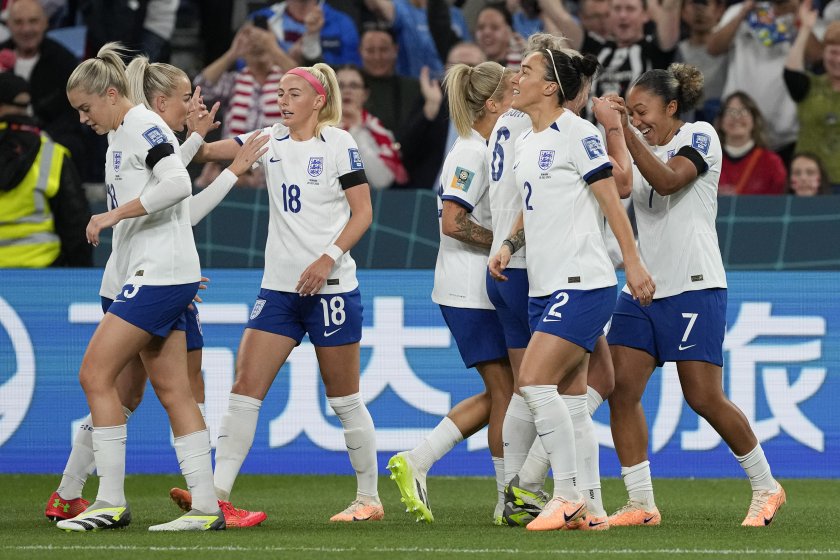 англия потрепери дания записа втори успех световното първенство жени