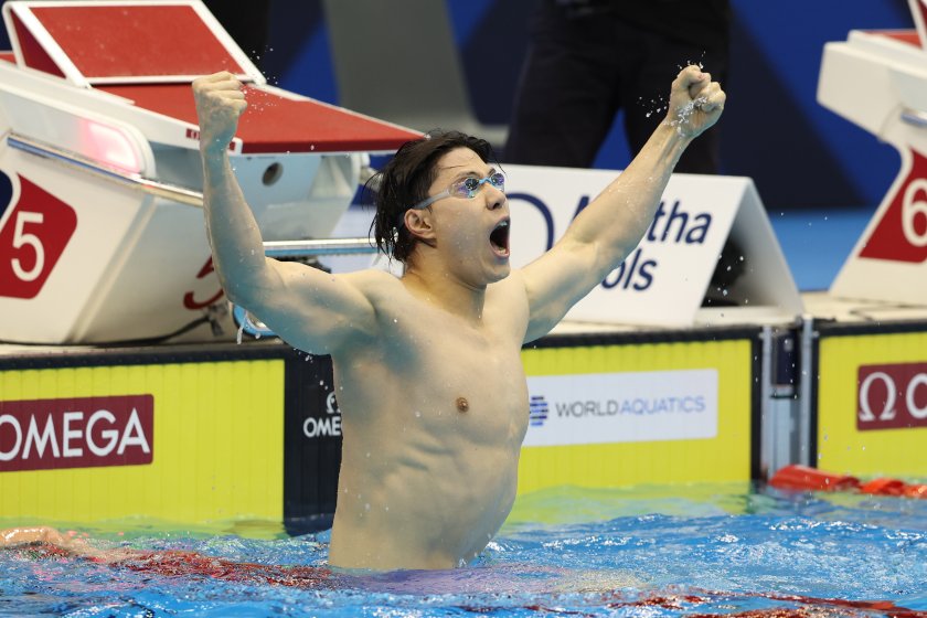 плувецът хайян цин китай постави световен рекорд 200 метра бруст фукуока