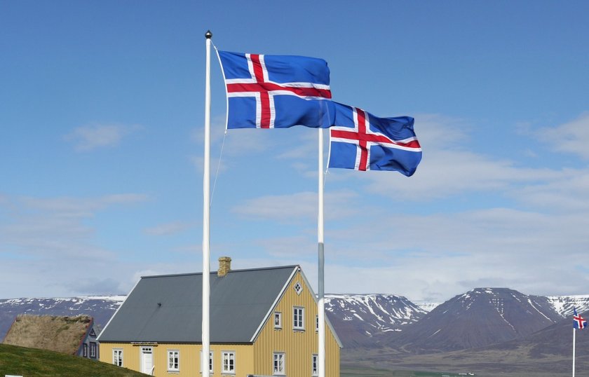 исландия спря работата посолството русия
