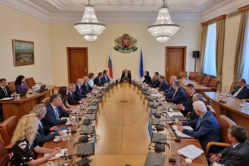 Днес за пореден път хората в България са гневни и