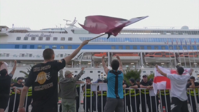 сблъсъци избухнаха грузия време протести круизен кораб русия