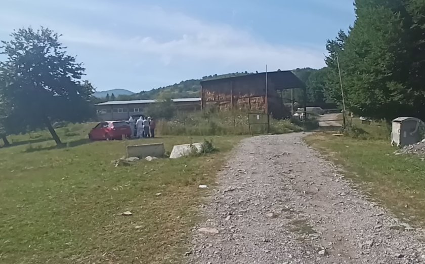 Българската агенция по безопасност на храните затвори ферма в Етрополе