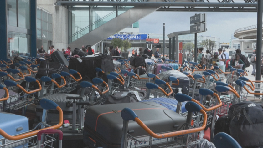 Хаос на парижкото летище Орли. Причината e повреда в оборудването