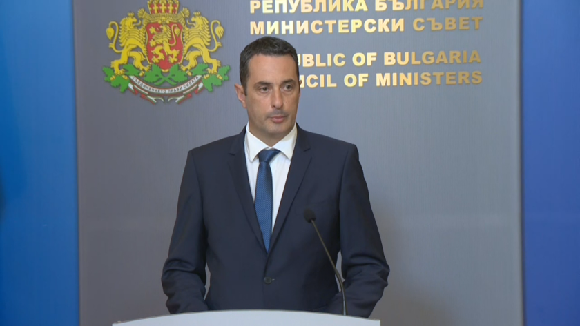 транспортният министър българия спира ликвидацията дружеството спешна медицинска помощ въздух