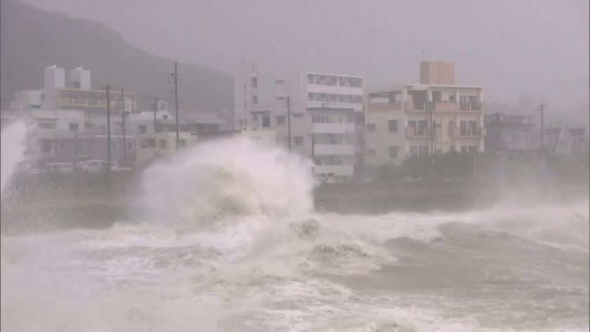 Тайфунът Ханун отново удари японската провинция Окинава