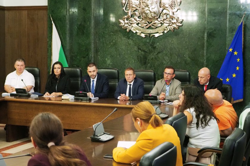 Разследващите: Убийството на двама души в Лозен е извършено по особено жесток и хладнокръвен начин