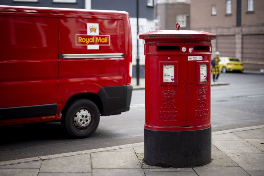 Британската пощенска компания Роял мейл постави началото на първата си
