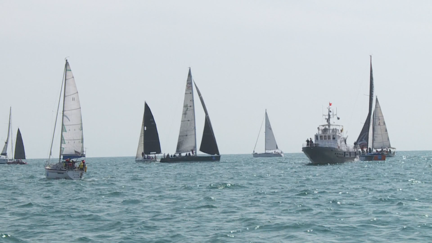 лодки участват традиционната регата кор кароли варна