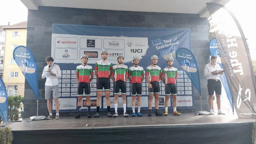 Българският национален отбор по шосейно колоездене спечели отборната надпревара в