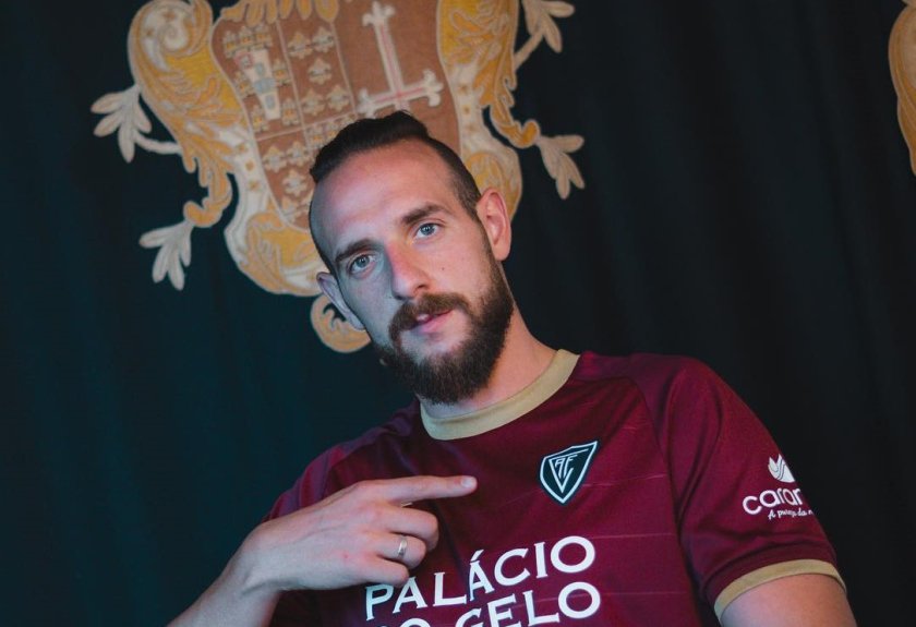 Стивън Петков ще играе във втородивизионния португалски клуб Академико Визеу