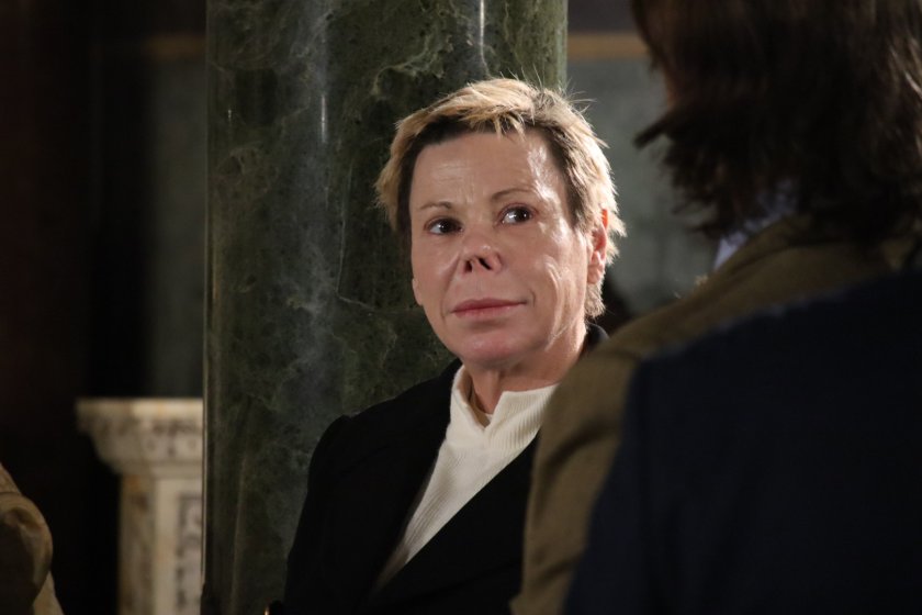 Калина Сакскобургготска успя да забави повдигането на обвинението срещу нея