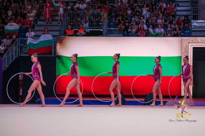 българия спечели отборната титла световното художествена гимнастика валенсия