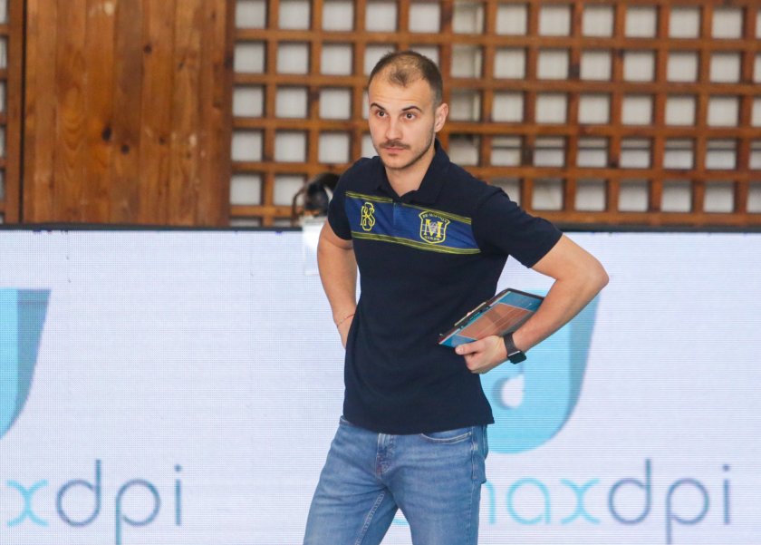 Старши треньорът на волейболния Марица Пловдив Борислав Крачанов заяви, че