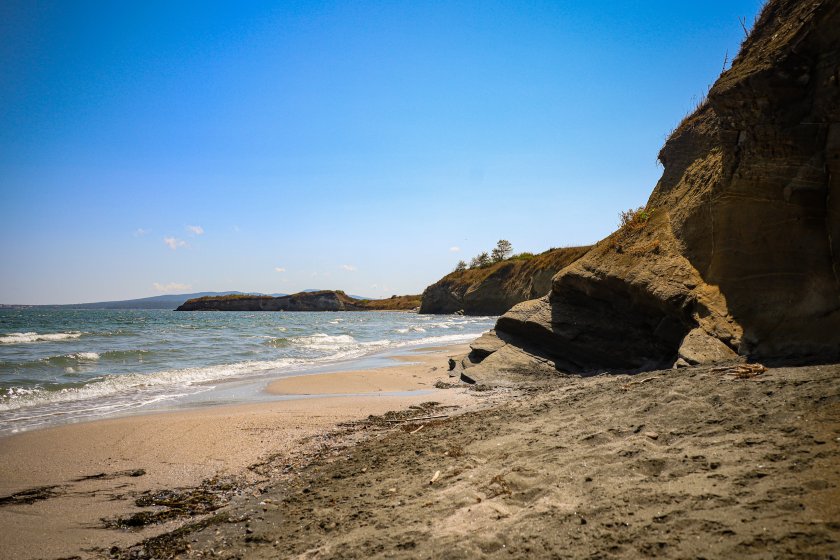 Слънчево време, с локални превалявания в последния работен ден от седмицата