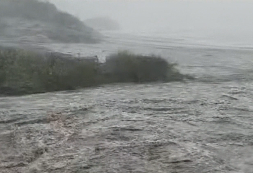 130 души са евакуирани от наводнените райони в Царево, съобщи