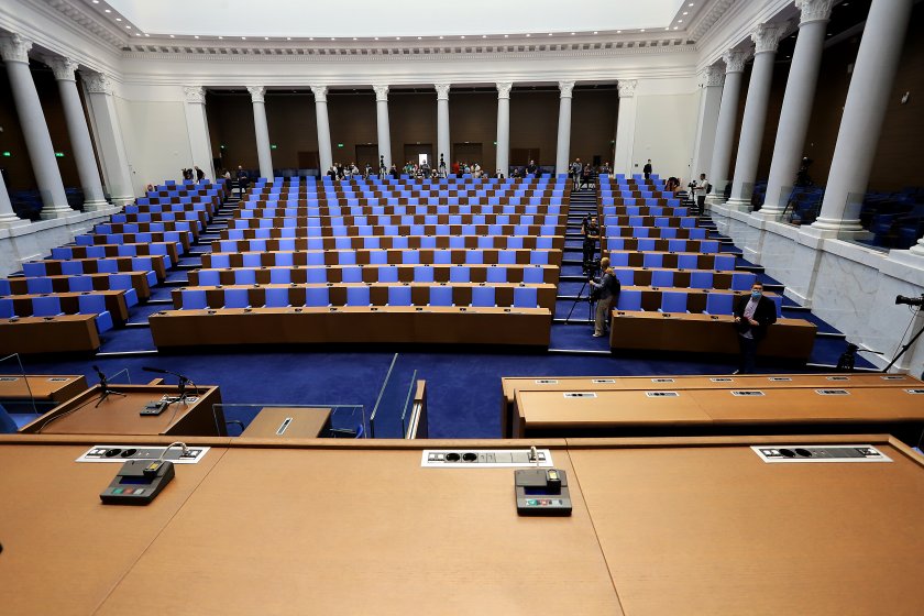 Открива се есенната сесия на парламента. Народните представители ще започнат
