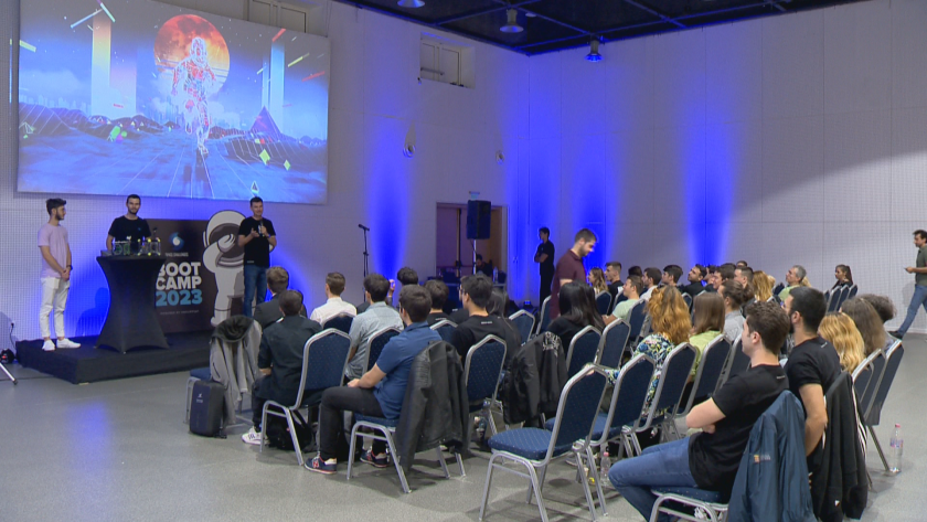 30 младежи от 3 континента днес получиха в София сертификатите