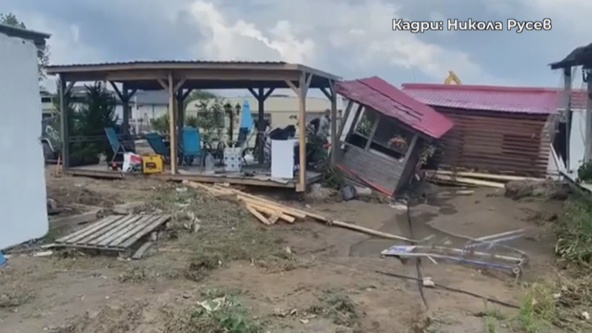 Стихията по Южното Черноморие - разказ от първо лице на доброволци, притекли се на помощ