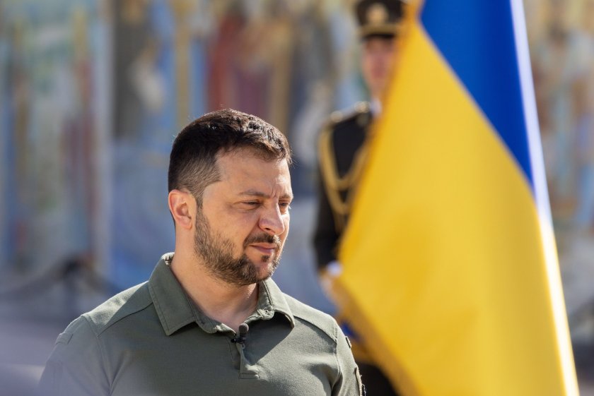 зеленски посети украинските позиции бахмут поздрави военнослужещите