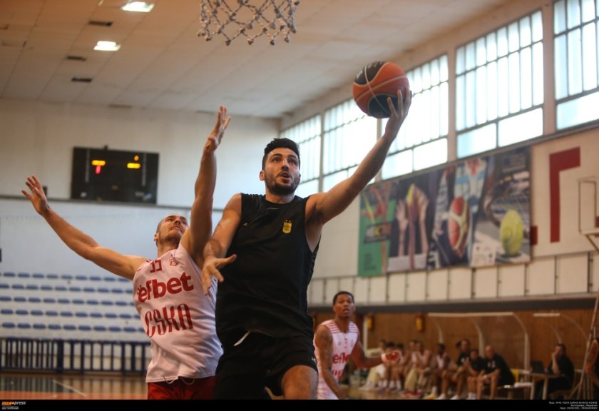 баскетболистите цска отстъпиха гръцкия арис 6581 контролна среща солун