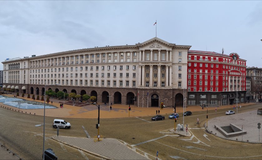 Министър-председателят акад. Николай Денков и министри от кабинета представят мерките,