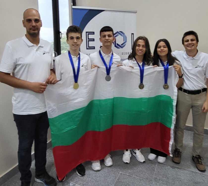 първи път българия шампион европейската олимпиада информатика