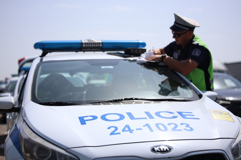 Хванаха полицейски шеф в Пловдив да шофира с над 100 км/ч в градски условия