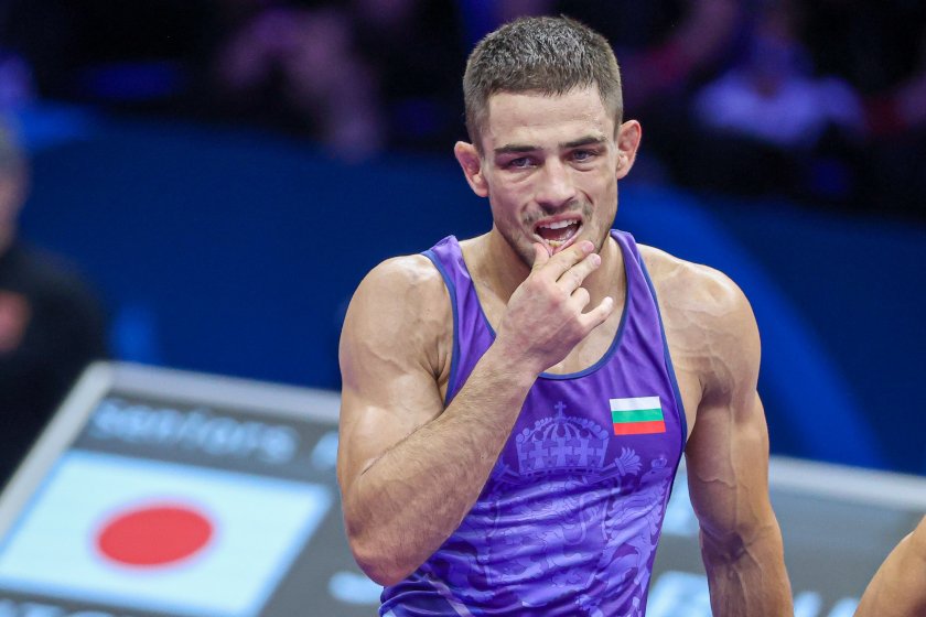 българските борци свободния стил останаха извън полуфиналите втория ден световното