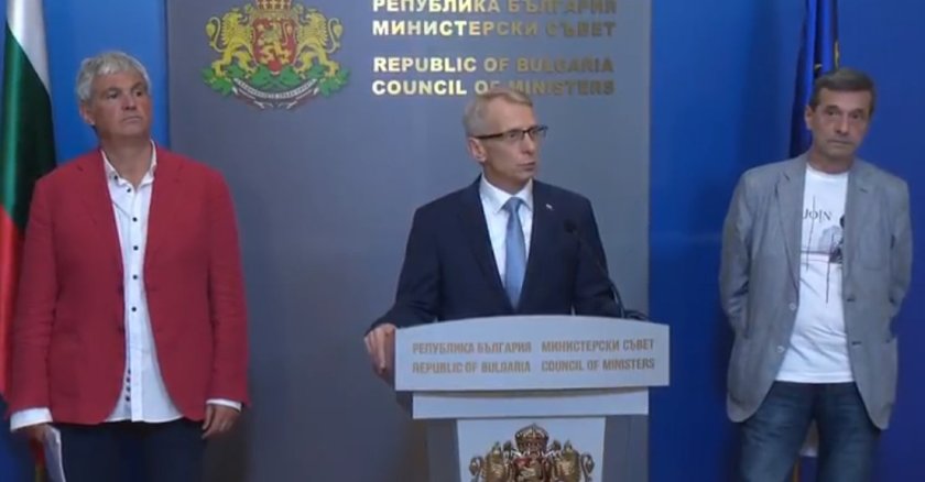 Земеделски производители и животновъди се срещнаха в Министерски съвет с