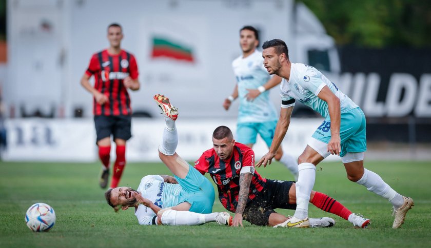 Локомотив София и Черно море завършиха наравно 0:0 в двубой