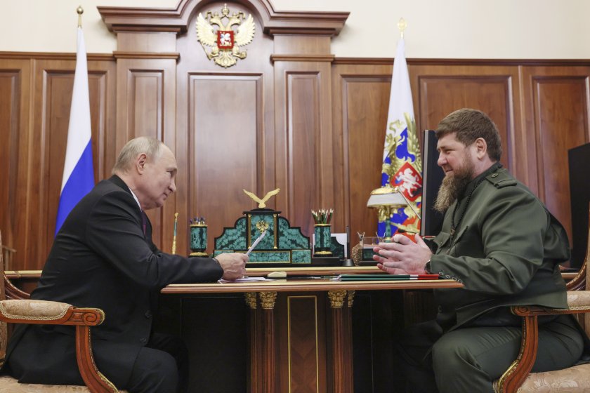 путин срещна чеченския лидер рамзан кадиров