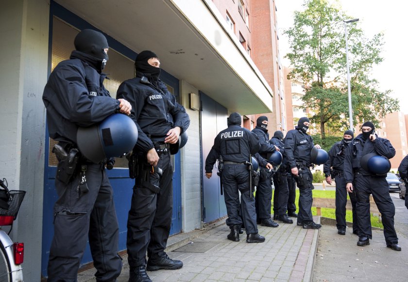 мащабна операция германската полиция трафика хора