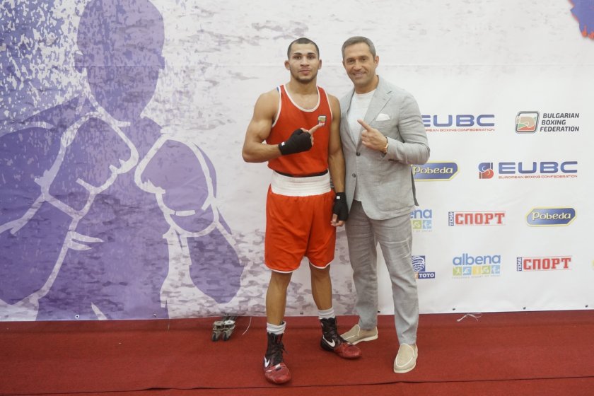 Българските боксьори спечелиха безпрецедентните 13 медала от 13 участника на