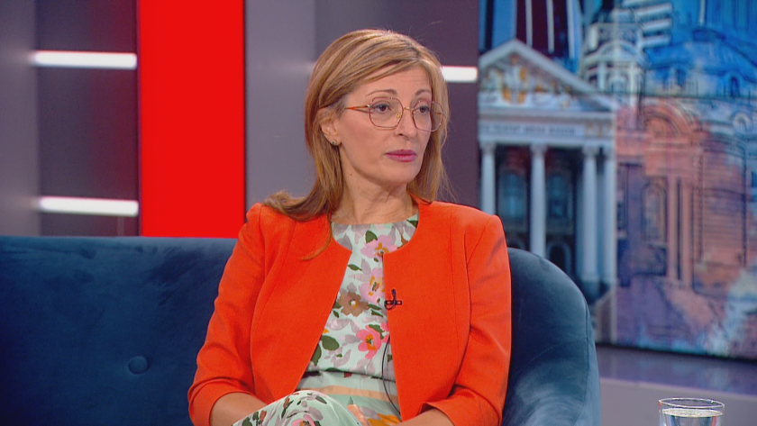 Екатерина Захариева: Искаме да засилим самоуправлението на съдиите и отчетността на прокуратурата