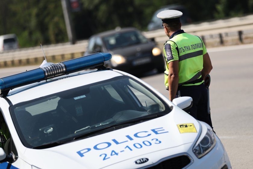 повдигнаха обвинения шофьора мигранти катастрофирал гонка полицията