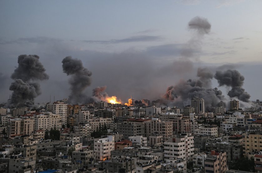 Над 2400 цели на Хамас са поразени, жертвите в Израел са над 900