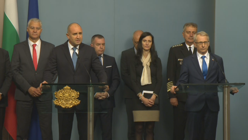 Президентът Румен Радев свика днес консултативна среща за рисковете и